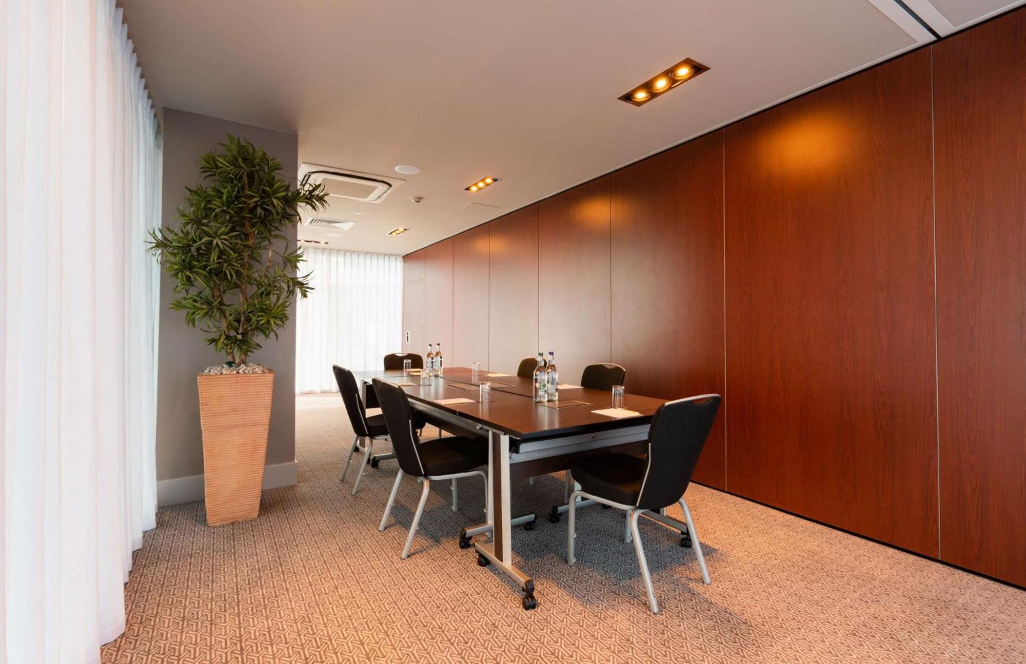 Doubletree By Hilton Hotel Newcastle International Airport Exteriör bild